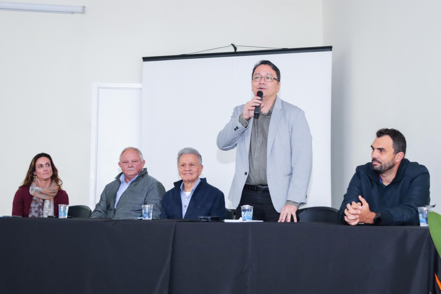 Combate às perdas de água em Vinhedo recebe reforço tecnológico dos Comitês PCJ