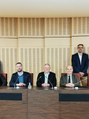 000 Reunião na sede da Agência de Loire-Bretagne, na França.